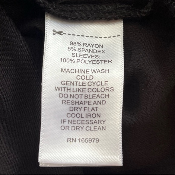 Cable & Guage Woman Black Blouse Chiffon Sheer  Pleated Flutter Sleeves 1X - Picture 7 of 8